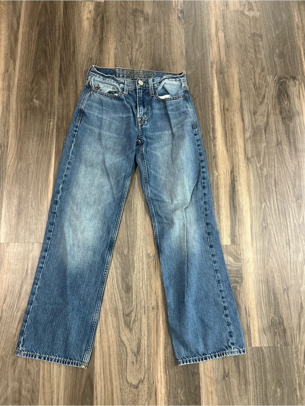 American Eagle Outfitters Men's Faded Blue Straight Jeans